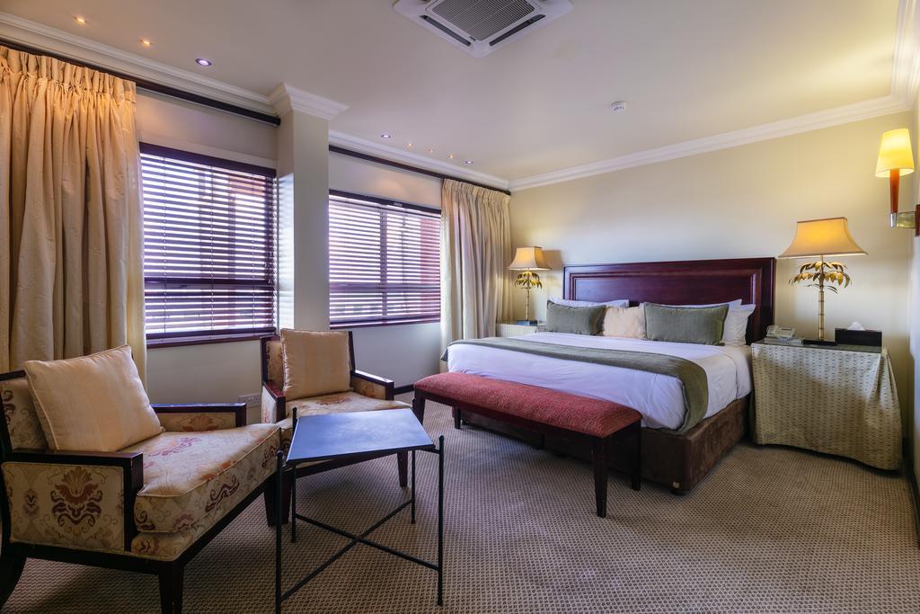 Cresta President Hotel Gaborone Buitenkant foto