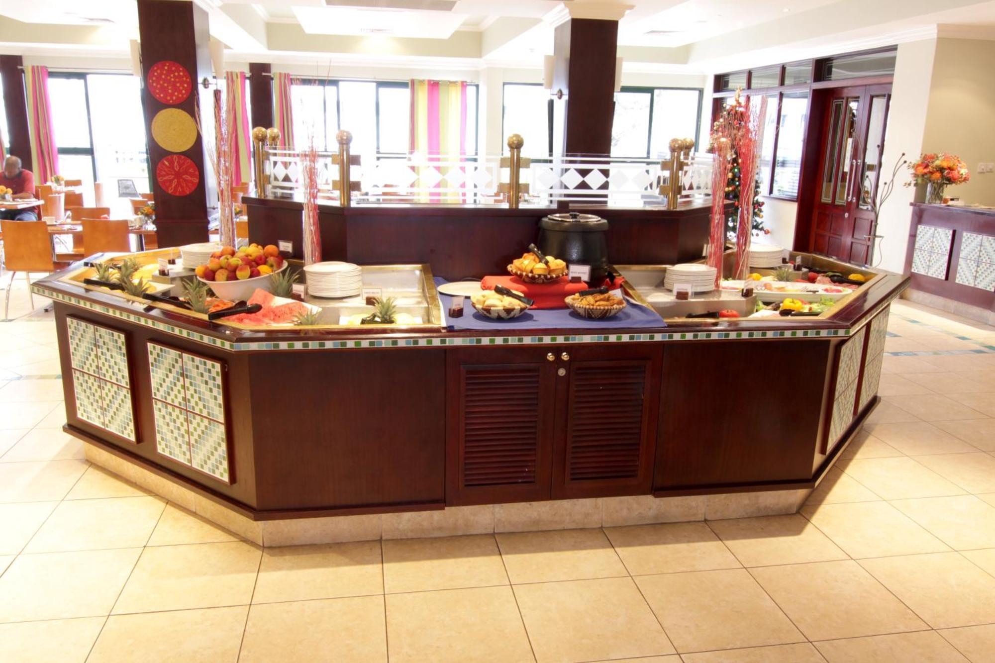 Cresta President Hotel Gaborone Buitenkant foto